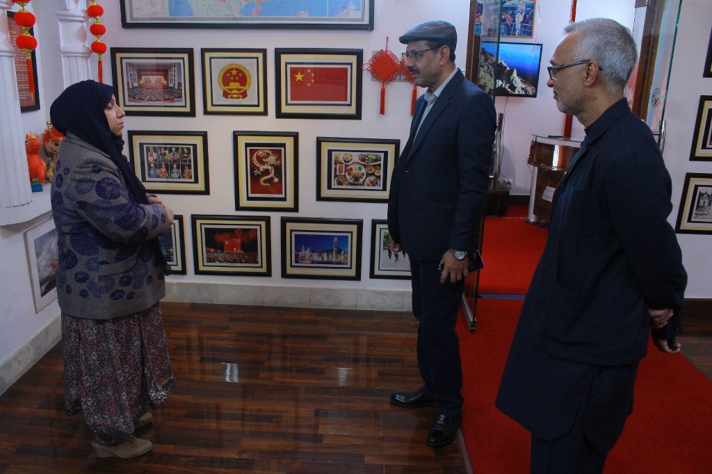 Mr. Shoaib Nasir, President of the International Council of Arts Canada, accompanied by Mr. Qamar Habib Khan, visited China Window in Peshawar. 